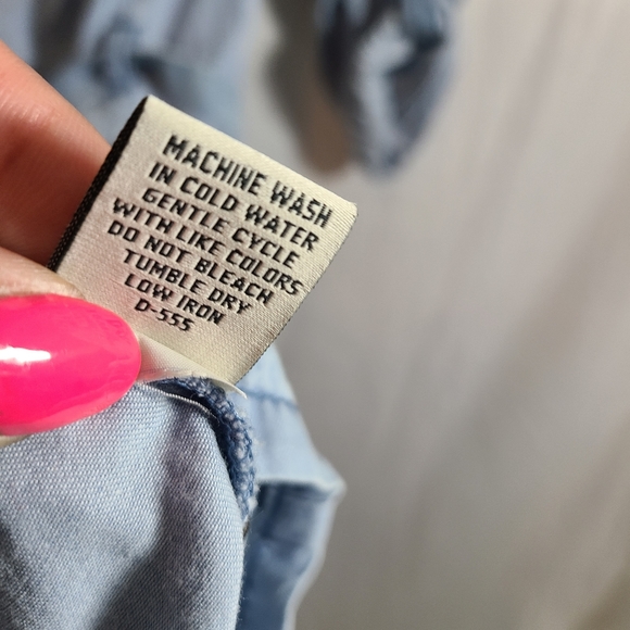 Speed Control New York Chambray Roll Tab Dress - Picture 8 of 9